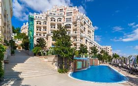 Ла Мер Апарткомплекс и Спа